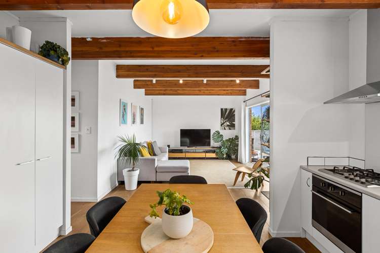 5 Kotinga Avenue Glen Eden_24