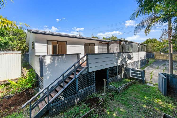 41 D'oyly Drive Stanmore Bay_13