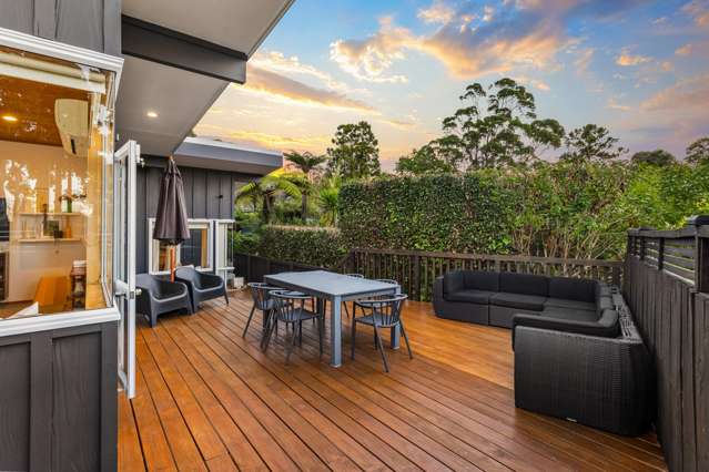 Private, sun-drenched living