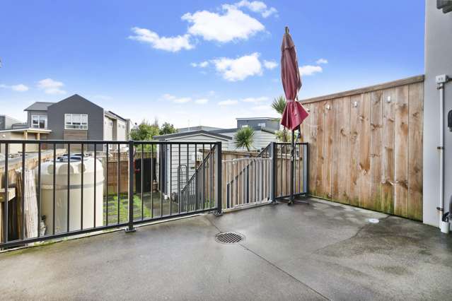 194 Hobsonville Point Road Hobsonville_2