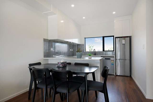 4/68 Smythe Road Henderson_4