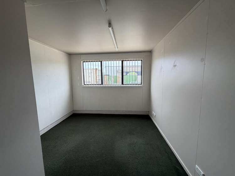 4/7 Wakefield Street Onekawa_1