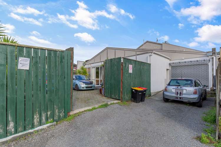 20-22 High Street Picton_18