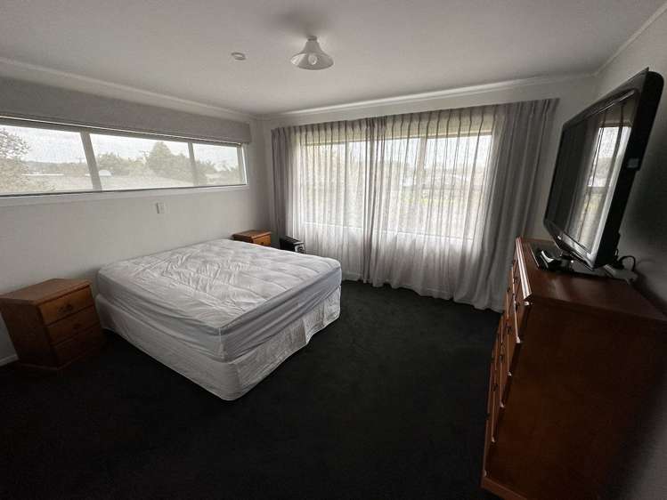 29 Parakai Avenue Parakai_2