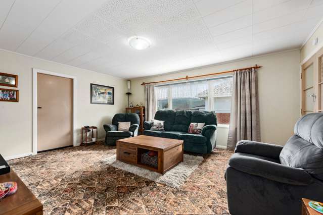 27 Liverpool Street Trentham_1