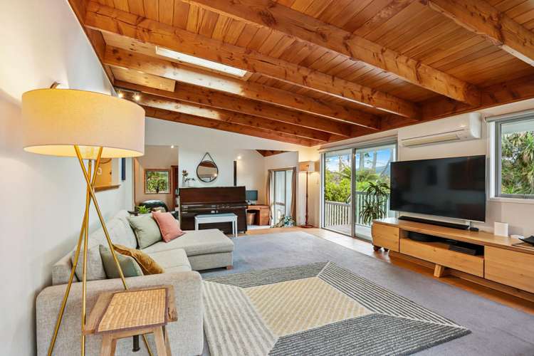 192 Carter Road Oratia_4