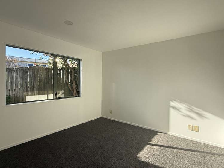 2/4 Stanley Rd Glenfield_10