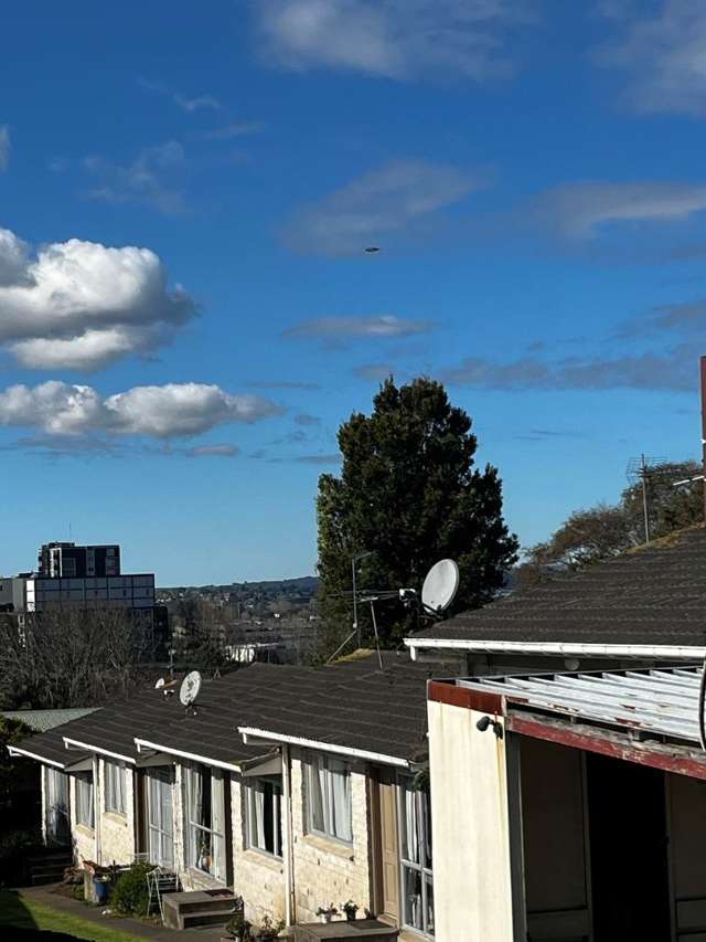 2/66 Ruawai Road Mount Wellington_1