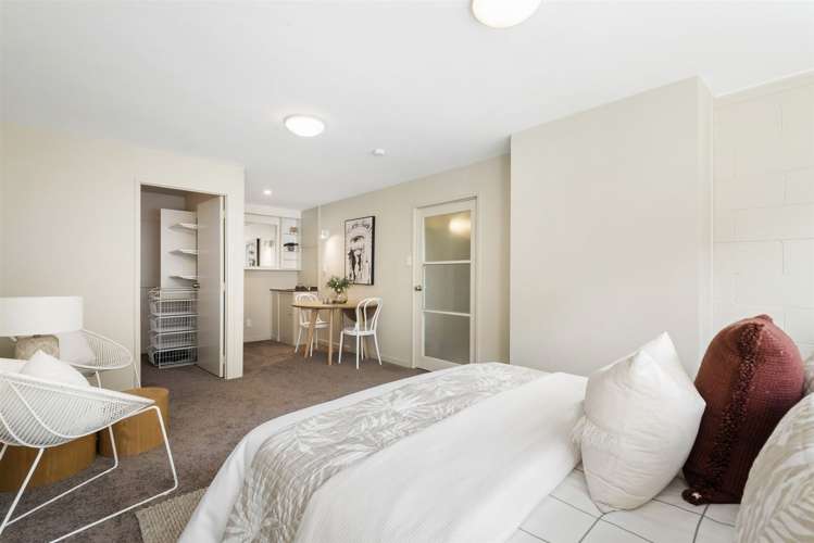 76 Parr Terrace Castor Bay_18