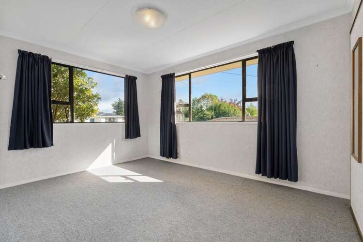 57 Carlyle Road Mosgiel_9