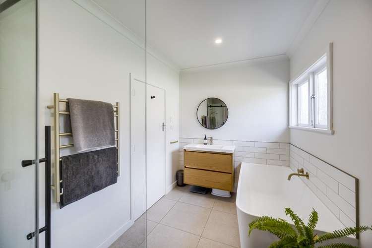 29 Te Aute Road Havelock North_13