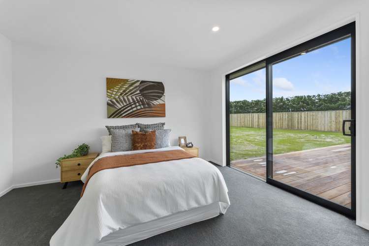 9 Plover Avenue Amberley_17