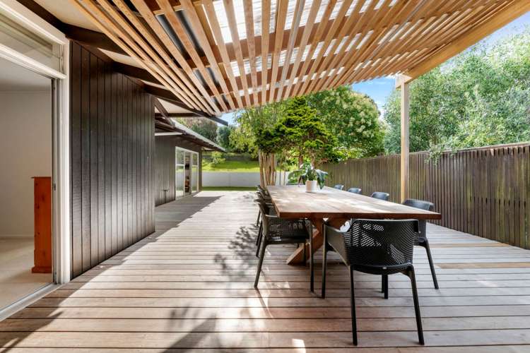 57 Parr Terrace Castor Bay_1