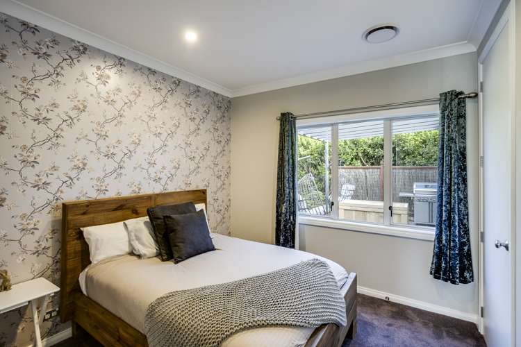 6 Squire Drive Awatoto_14