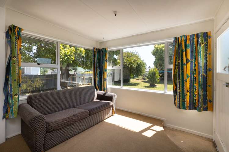 24 Pharazyn Street Feilding_12