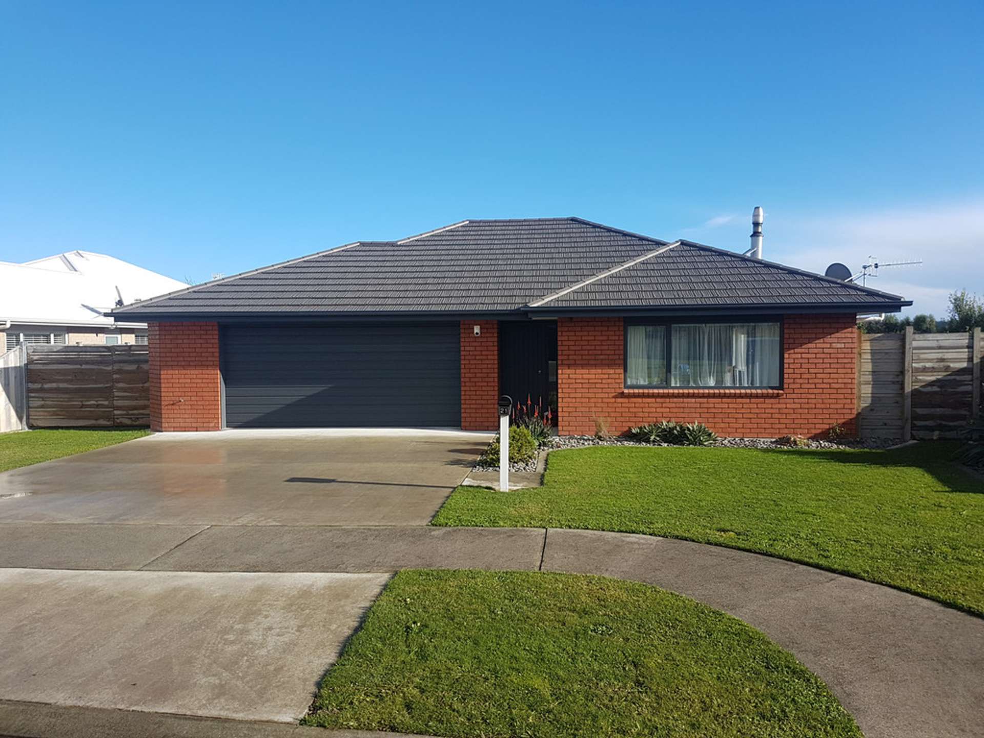 21 Barry Curtis Place Levin Horowhenua Houses for Sale One Roof