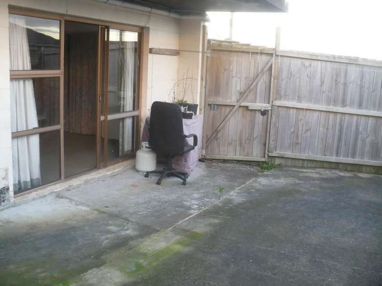 143 Royal Road Massey_7