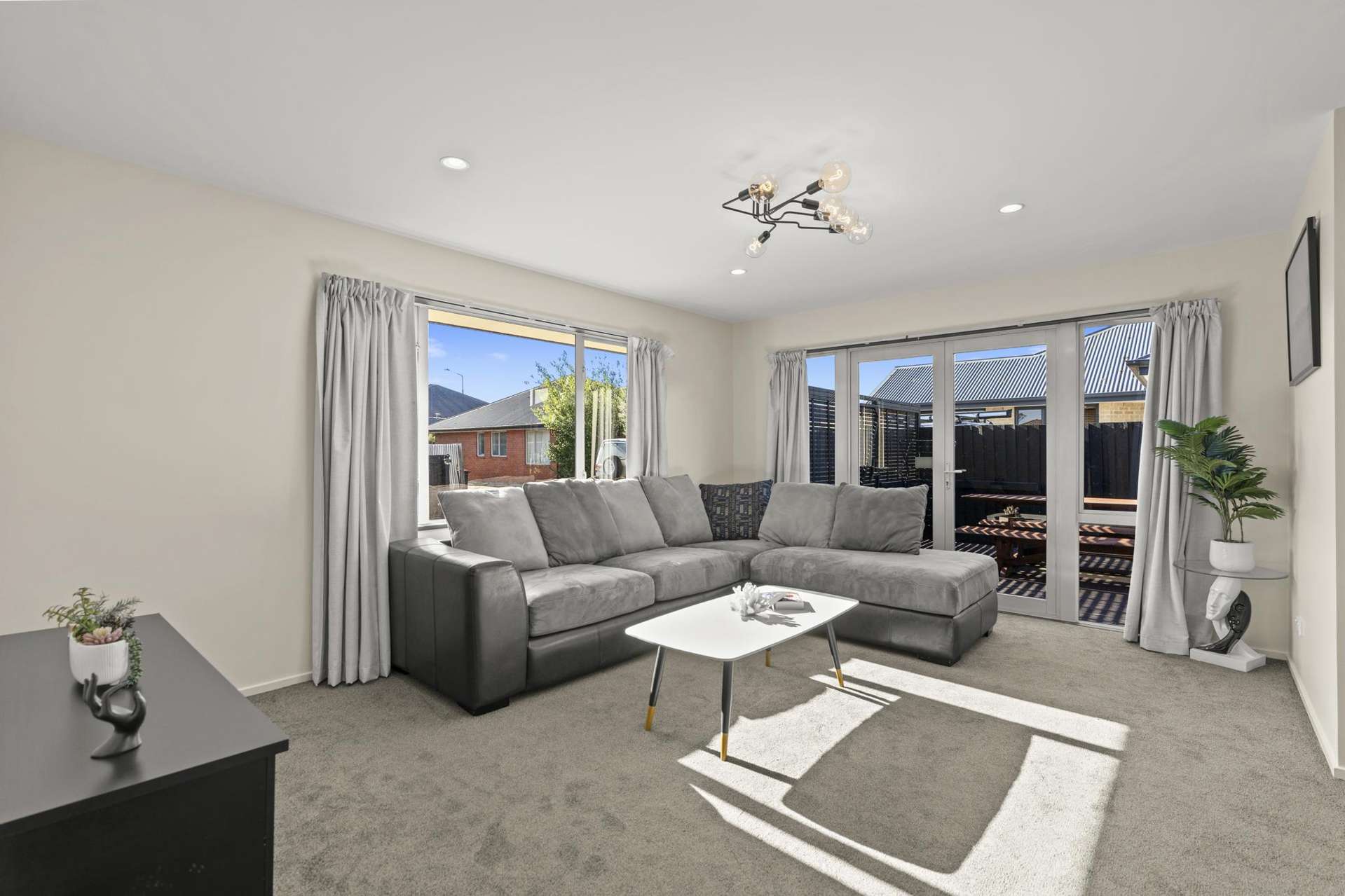 592 Madras Street St Albans_0