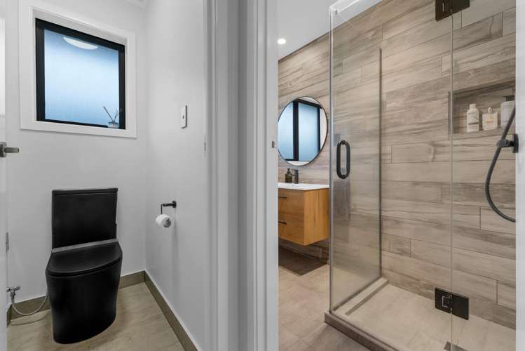 1/54 Luton Avenue Sunnyhills_12