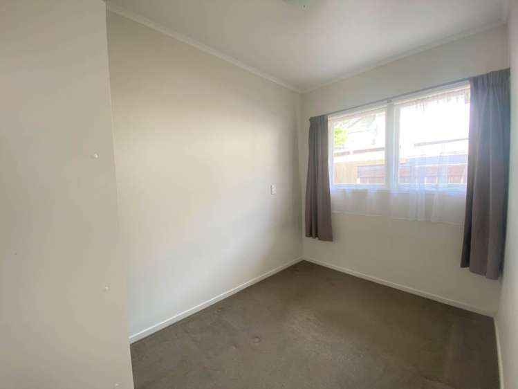 3/103 Landscape Road Mount Eden_2