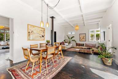 22 Sunrise Boulevard_2