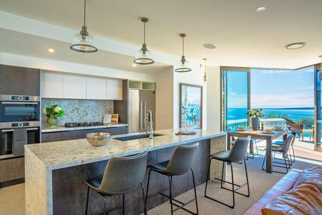 1 and 2, 48A Seacliffe Avenue Belmont_4