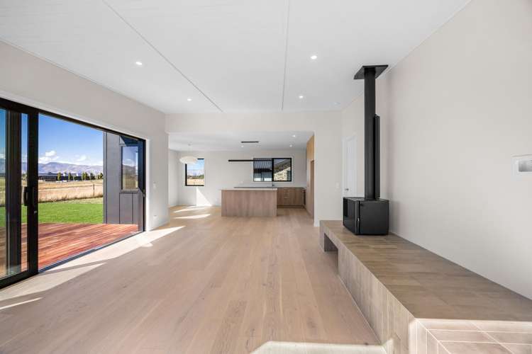 33 Packer Road Wanaka_4