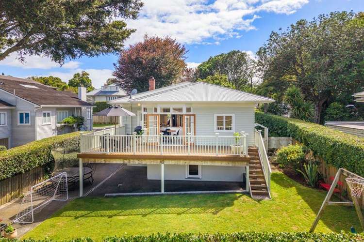 5 Crescent Road Epsom_12