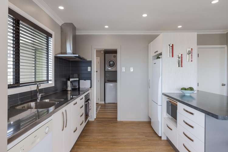 169c Oceanbeach Rd Mt Maunganui_24