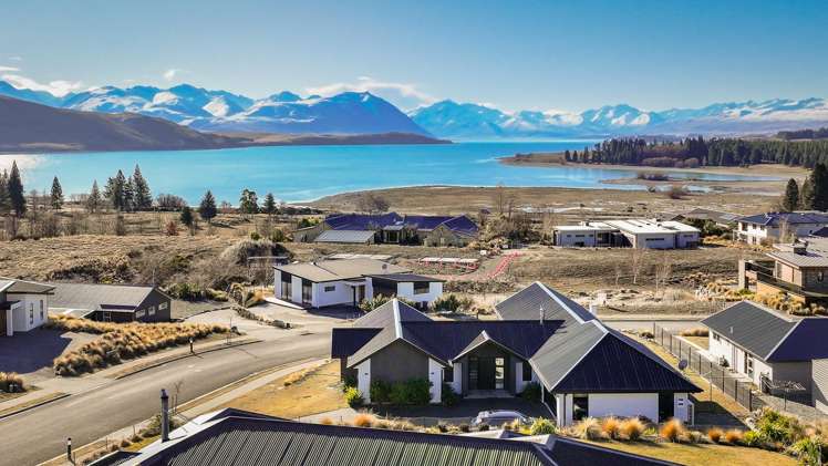 17 Mistake Drive Lake Tekapo_24