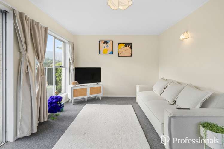 7A Lincoln Grove Wainuiomata_8