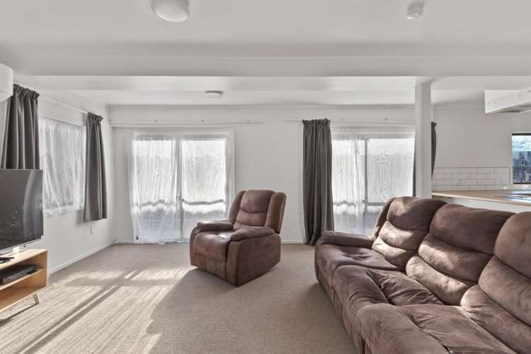 1/16 Abbotsford Street 3295_6