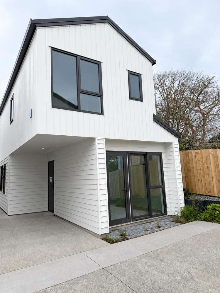 56E Oreil Avenue_0