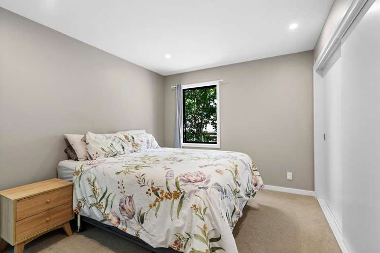 9b Dart Place Fernhill/Sunshine Bay_17