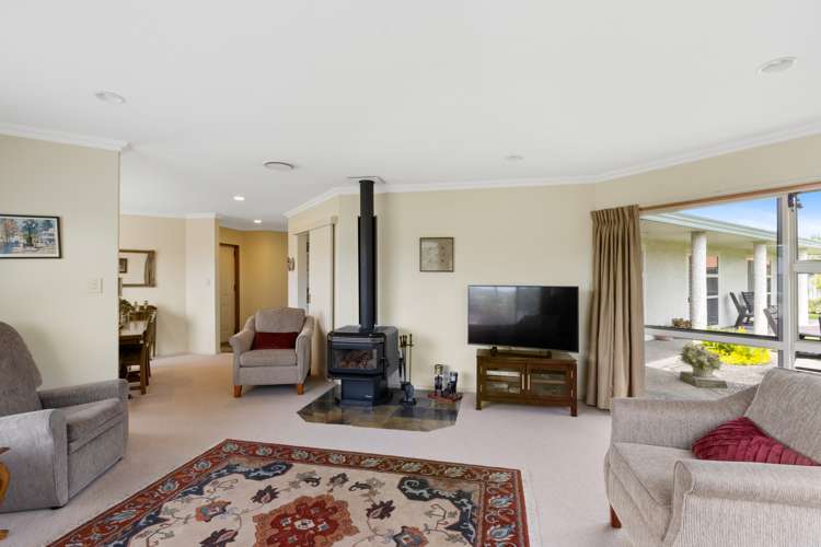 9 Knightsbridge Place Taradale_6