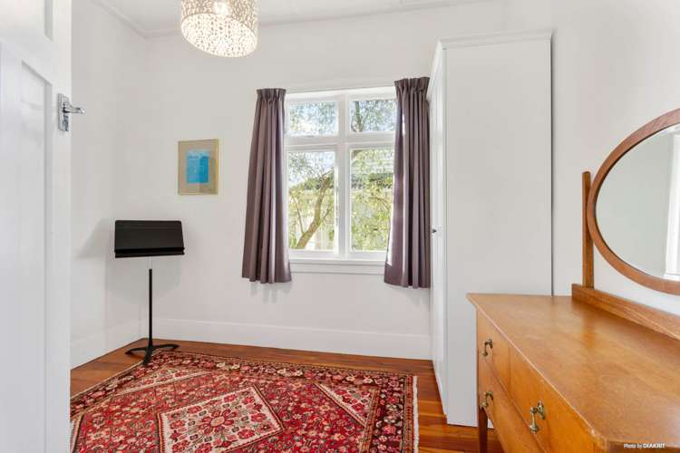 10 Pine Street New Lynn_9