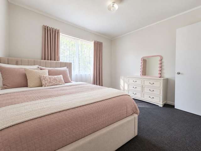 2/52 Te Kanawa Crescent Henderson_4