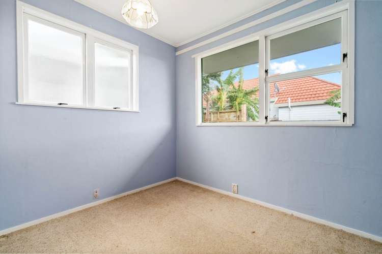 11 Roick Parade Glen Eden_14