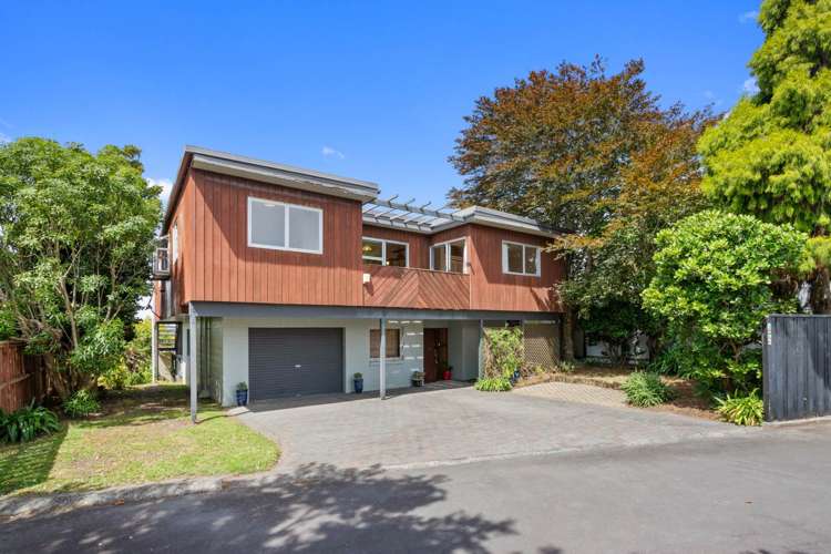 42 Rewarewa Road Te Atatu Peninsula_9