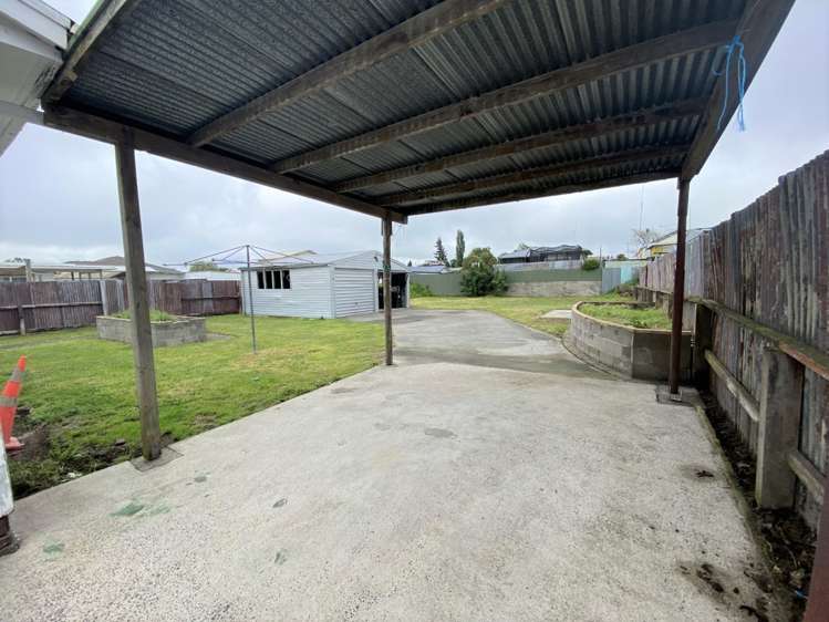 32 Clyde Street Tokoroa_16