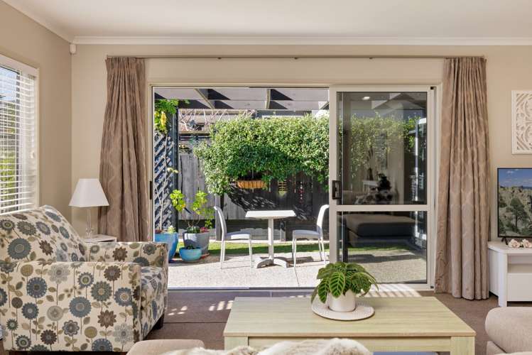 16 Bridgewater Way Pyes Pa_5