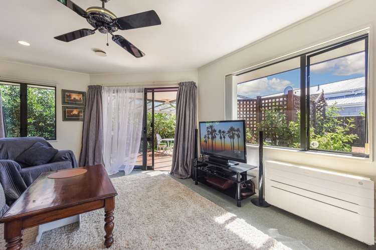 36 Willow Avenue Stoke_8