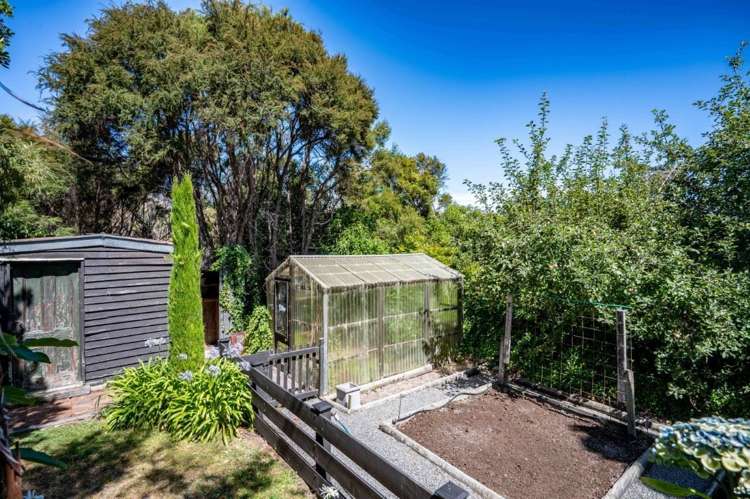 6890 Christchurch Akaroa Road Takamatua_64