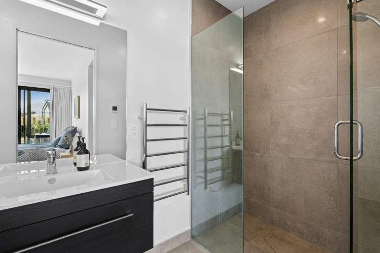 4 Robrosa Street Wanaka_13