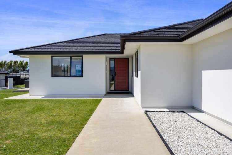 34 Honeyfield Drive Whalers Gate_1