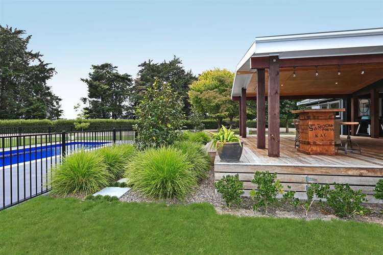 141 West Road Pakipaki_21