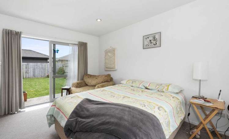 4 Etna Way Dinsdale_7