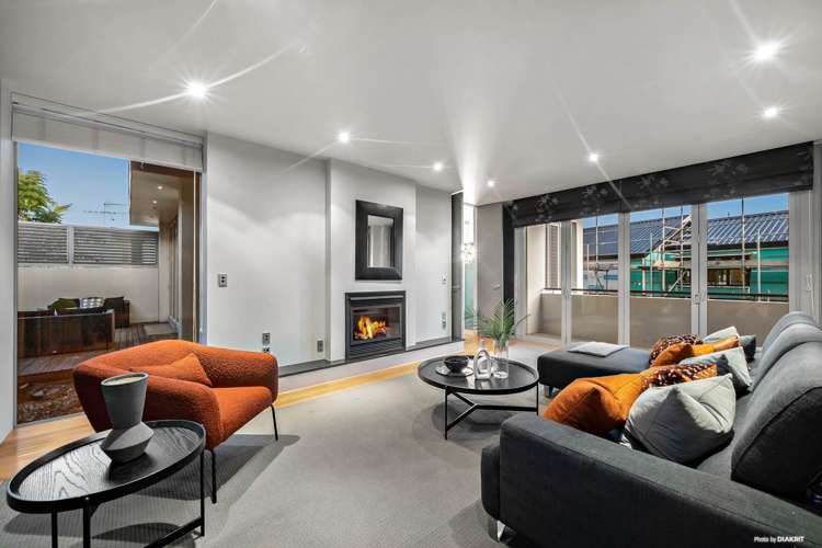 22a Beach Road Castor Bay_10