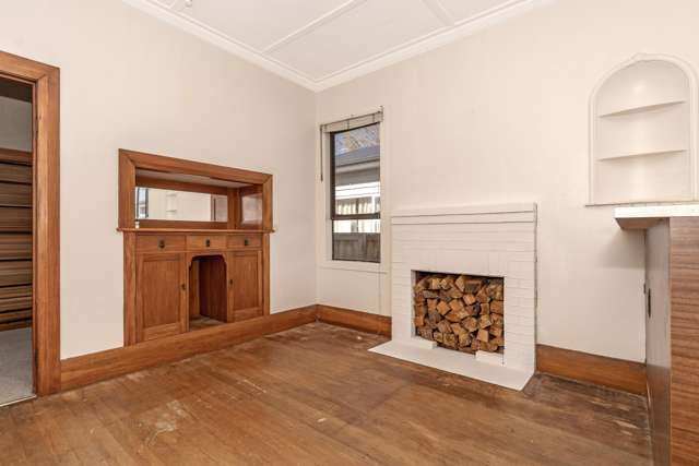 14 De Lautour Road Kaiti_2