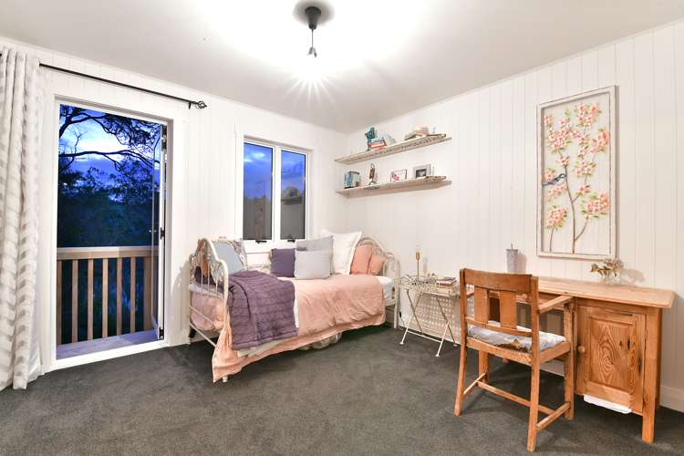 23 Hobbs Road Matakatia_16